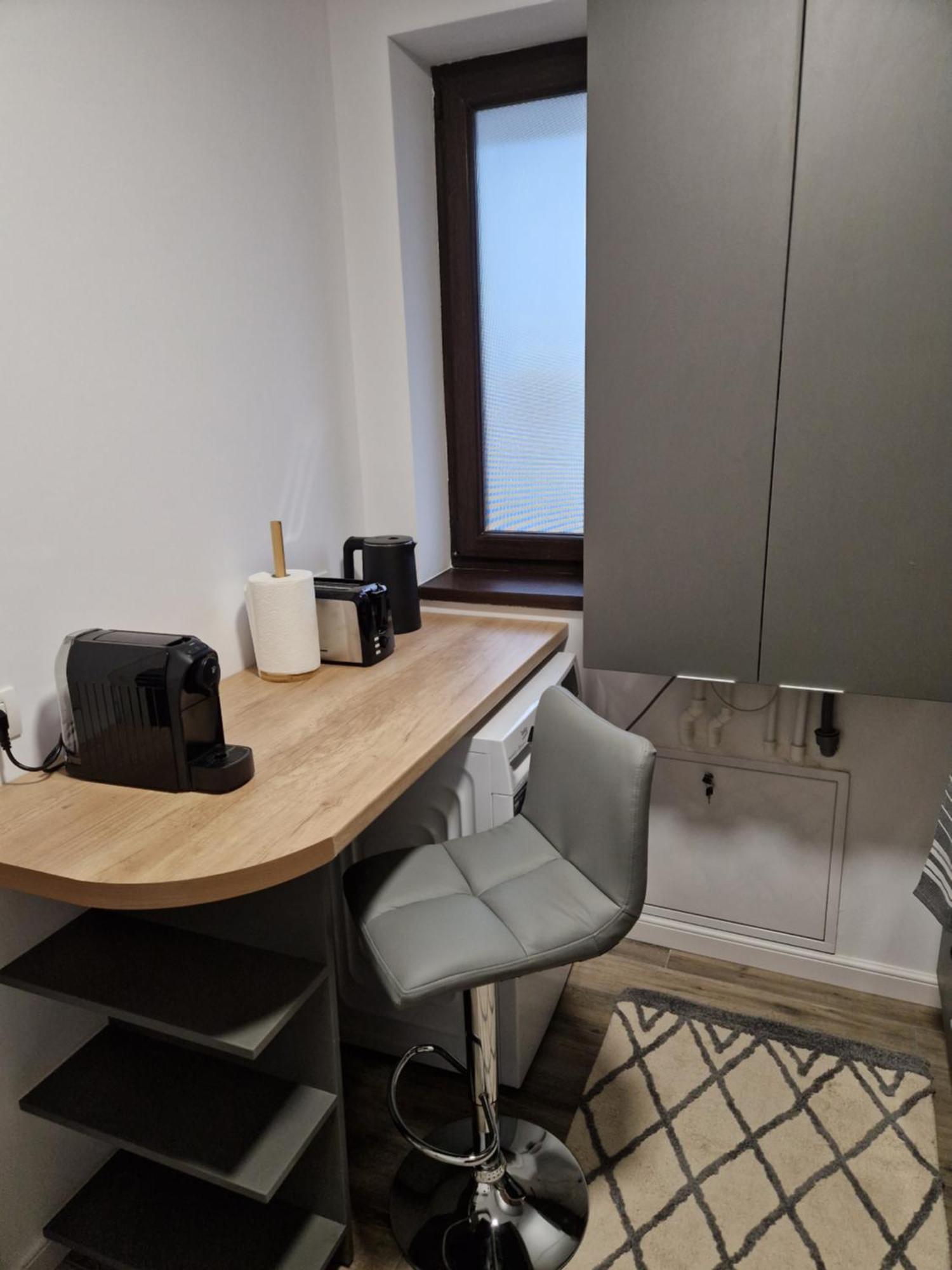 Craitelor Boutique Airport Apartment Otopeni Buitenkant foto